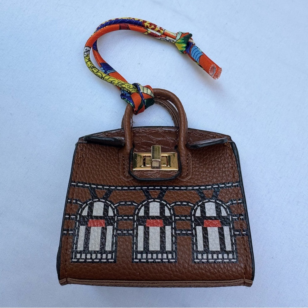 ❌SOLD❌ Brown Bag Charm Mini Fashion House Handbag AirPods / Key Case - Picture 6 of 6